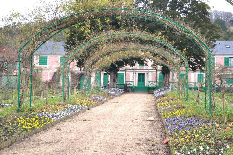 Charme Thoiry-Versailles-Giverny Arnouville-les-Mantes Exteriér fotografie